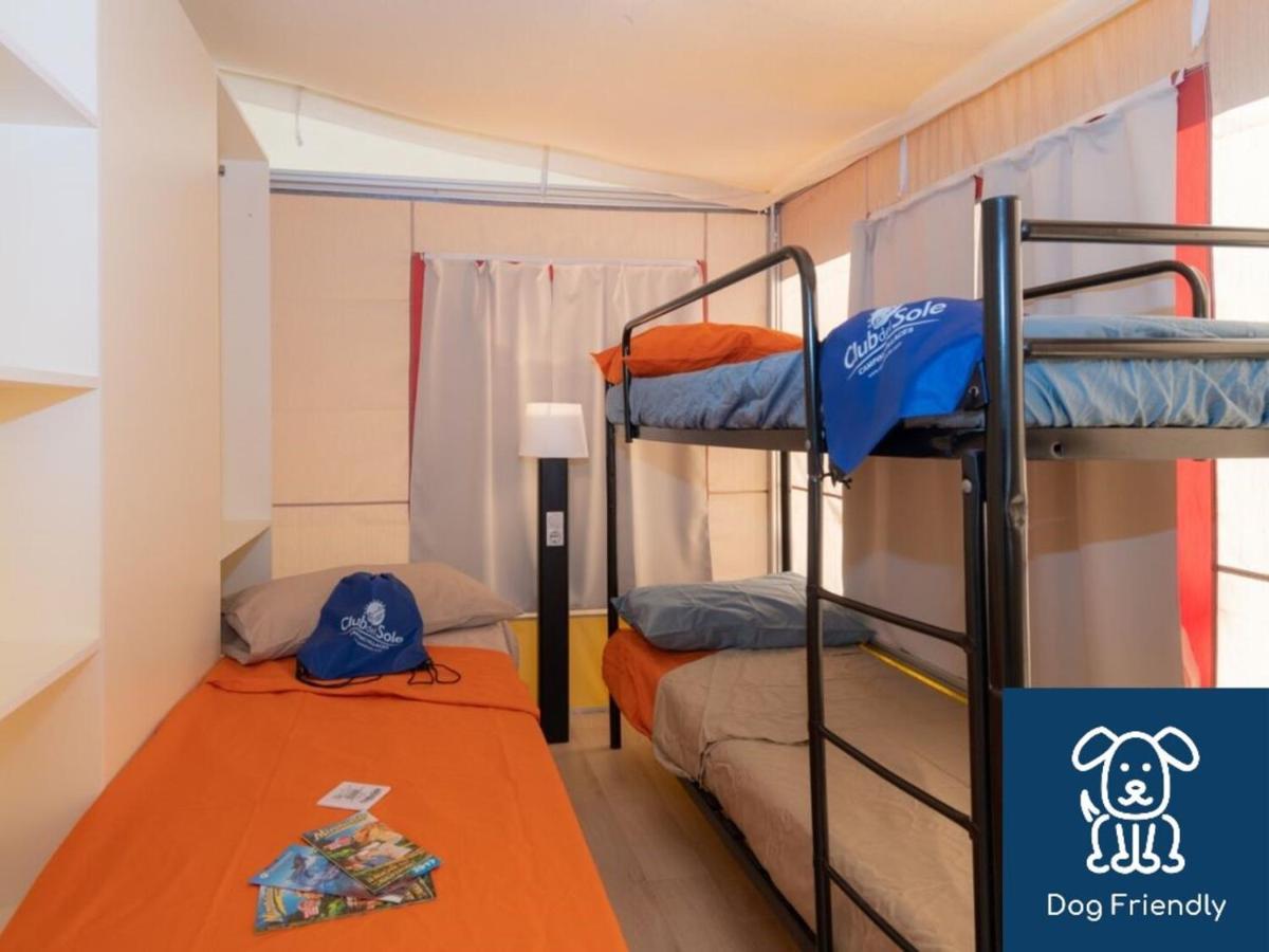 Отель Club Del Sole Spina Family Collection Лидо-ди-Спина Экстерьер фото